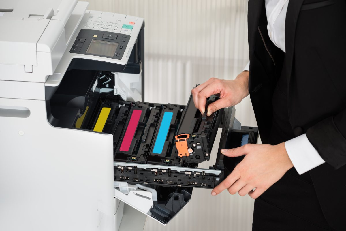 mesin fotocopy berwarna